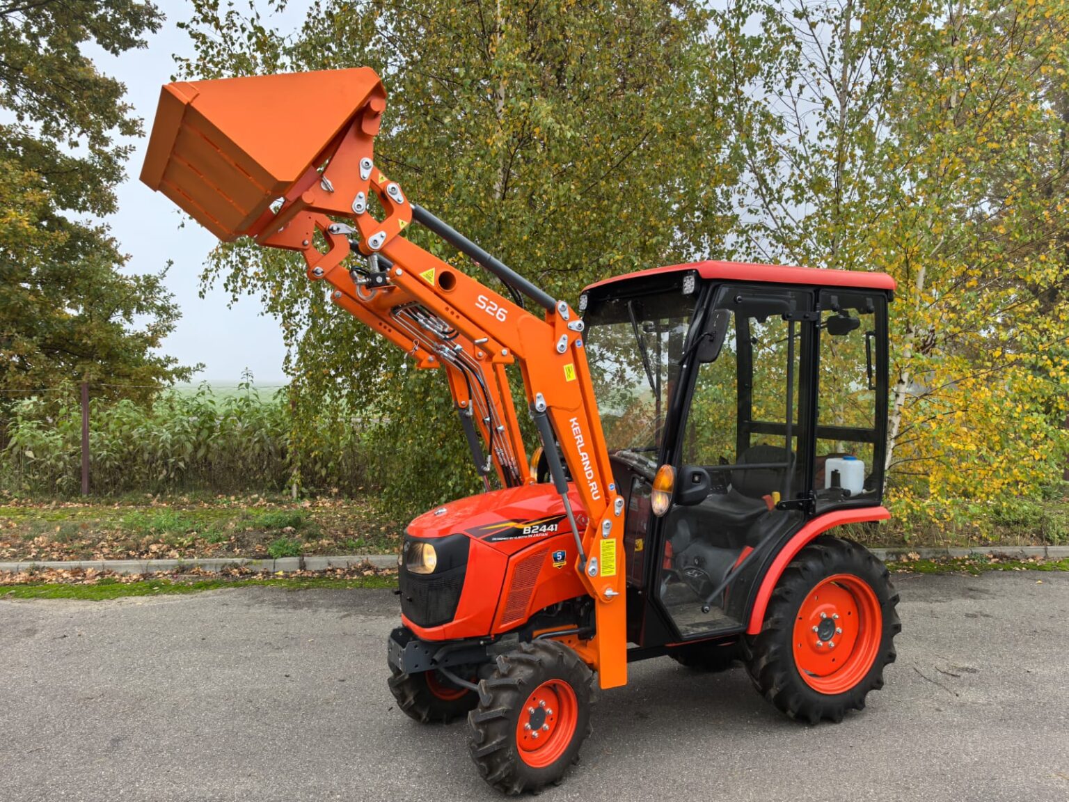 Трактор KUBOTA B2441 / B2741s