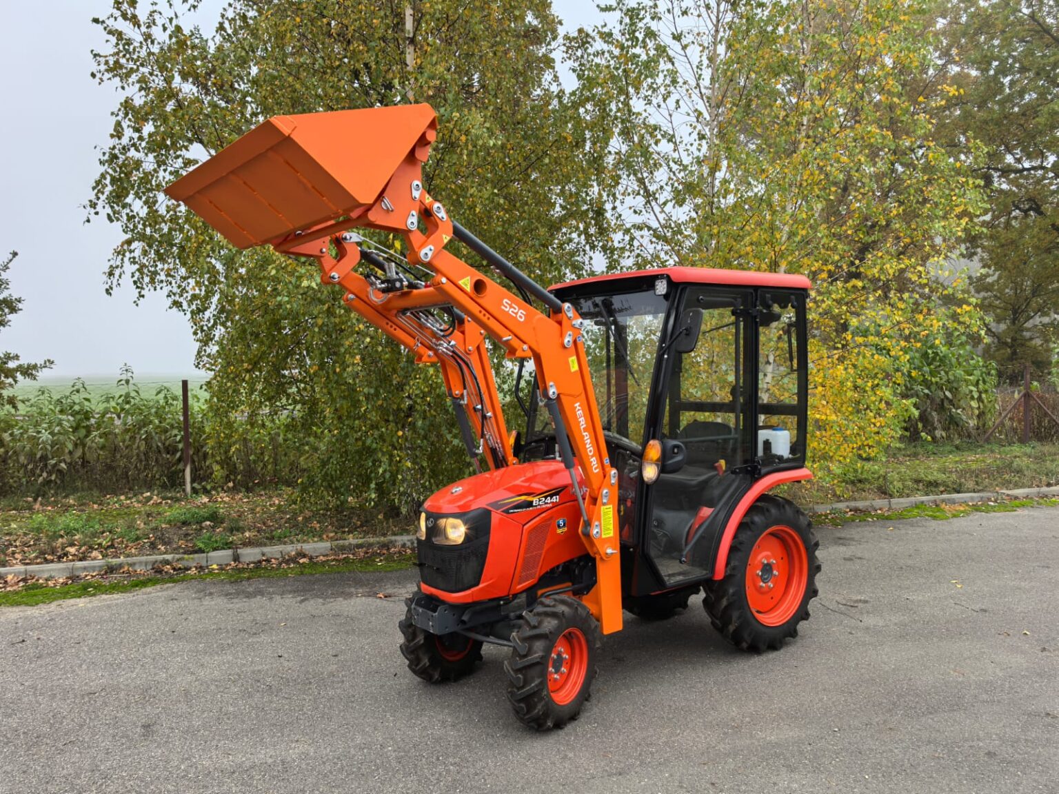 Трактор KUBOTA B2441 / B2741s