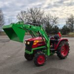 Погрузчик Kerland на Трактор MAHINDRA серии JIVO