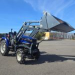 Farmtrac Atom 26 c нвесным погрузчиком Kerland